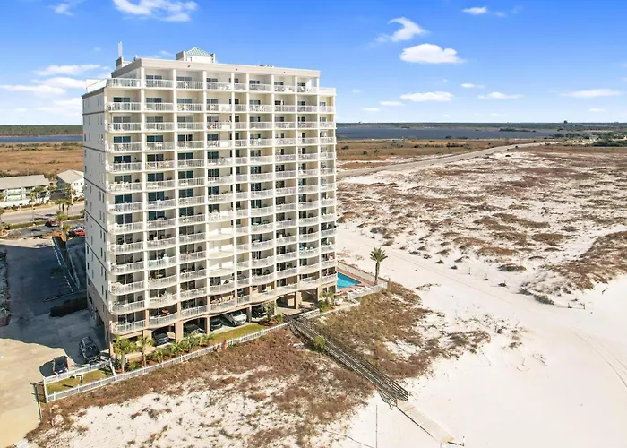 Royal Palms 601 *